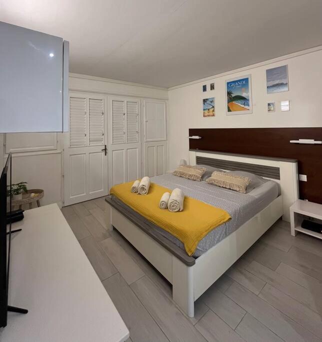 Apartament La Vida Loca Saint-Francois  Zewnętrze zdjęcie